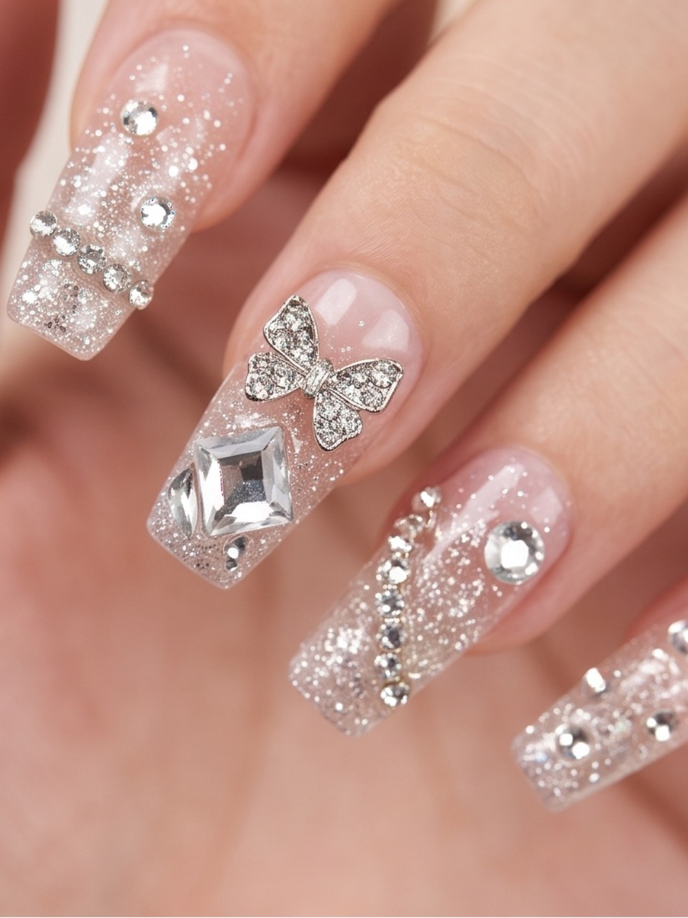 Sparkling Rhinestone Press-On Nails — Elegant Nail Art Set
